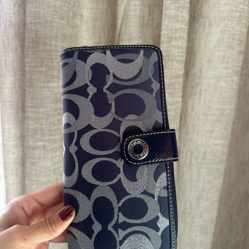 Navy and Gray Patterned Wallet